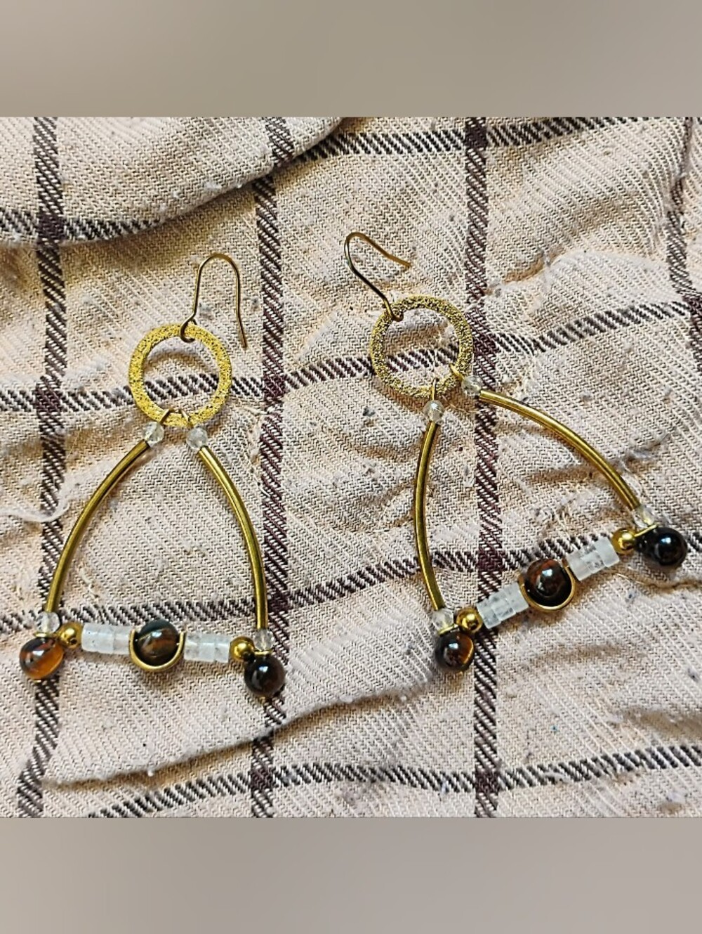 Handmade 'Archway' Tiger Eye and Quartz Earrings